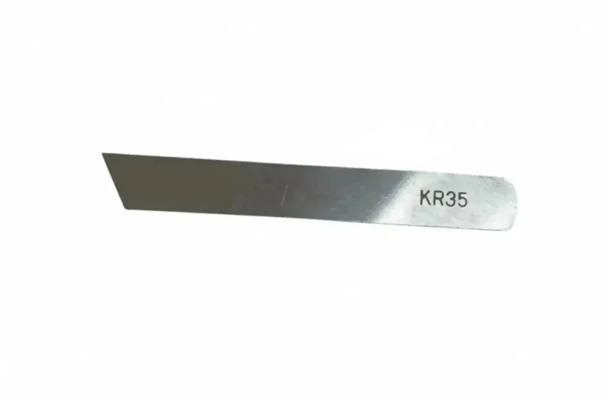 Cuchillo Inferior para Overlock Siruba Ref. KR35 repuesto máquina de coser — Tiendas Lupe Chile Imagen principal del producto