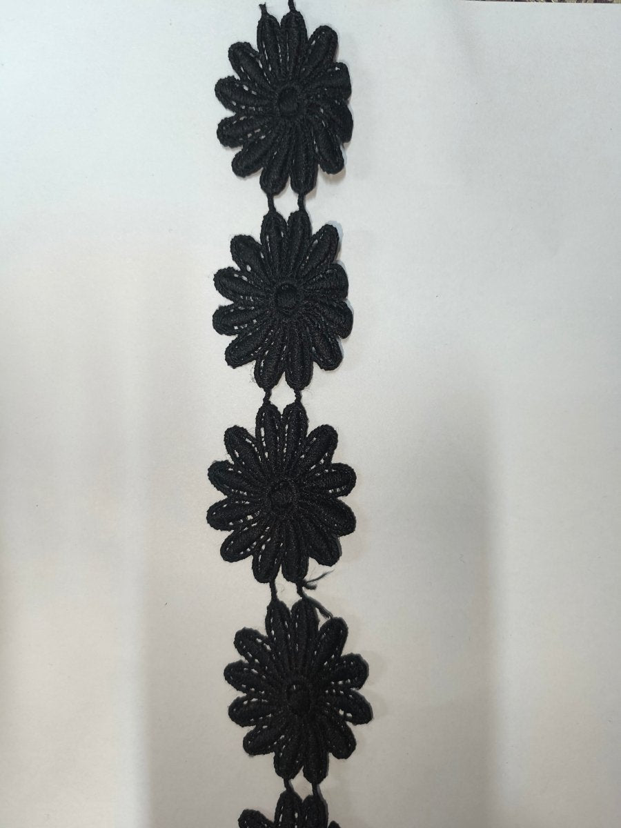 Flor Negra Grande – Aplicación Decorativa para Costura y Pasamanería en Chile - Tiendas Lupe