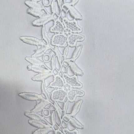 Tira de Guipur Floral con Hojas en Relieve Blanco — Tiendas Lupe en Chile - Tiendas Lupe