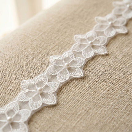Tira de Perlas sobre Organza Blanca — Tiendas Lupe en Chile - Tiendas Lupe